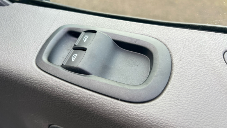 Ford Transit E-350 L3 Rwd 135kW 68kWh H2 Trend Van Auto